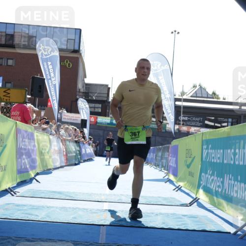 09.08.2026 - GEWOBA Citytriathlon Bremen Yannick Fuchs http://msf.ph/oto/9938614 09.08.2026 15:27:26 Ziel 20, 367, 424 meine-sportfotos.de
