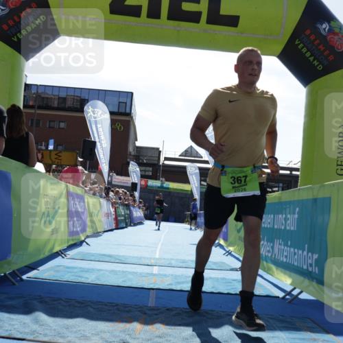 09.08.2026 - GEWOBA Citytriathlon Bremen Yannick Fuchs http://msf.ph/oto/9938621 09.08.2026 15:27:26 Ziel 20, 367, 424 meine-sportfotos.de