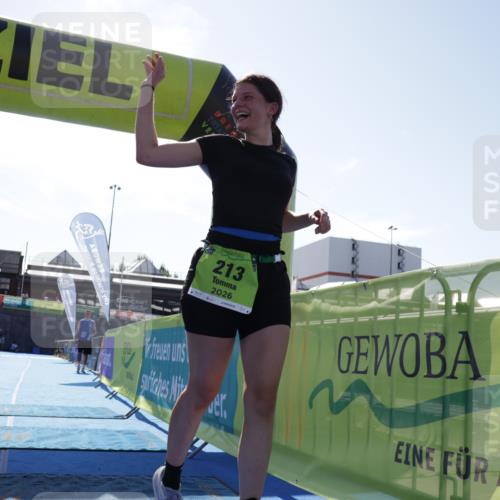 09.08.2026 - GEWOBA Citytriathlon Bremen Yannick Fuchs http://msf.ph/oto/9938635 09.08.2026 15:27:34 Ziel 213 meine-sportfotos.de