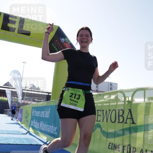 09.08.2026 - GEWOBA Citytriathlon Bremen Yannick Fuchs http://msf.ph/oto/9938637 09.08.2026 15:27:34 Ziel 213 meine-sportfotos.de