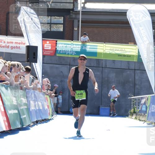 09.08.2026 - GEWOBA Citytriathlon Bremen Yannick Fuchs http://msf.ph/oto/9938658 09.08.2026 15:27:55 Ziel 393, 448 meine-sportfotos.de