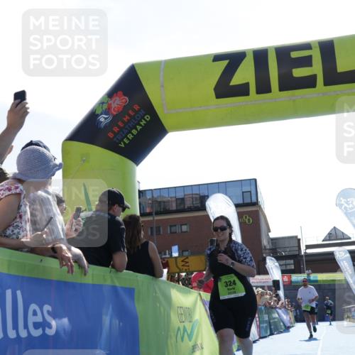 09.08.2026 - GEWOBA Citytriathlon Bremen Yannick Fuchs http://msf.ph/oto/9938674 09.08.2026 15:28:06 Ziel 172, 324 meine-sportfotos.de