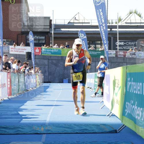09.08.2026 - GEWOBA Citytriathlon Bremen Yannick Fuchs http://msf.ph/oto/9938691 09.08.2026 11:43:58 Ziel 419 meine-sportfotos.de