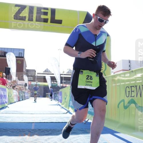 09.08.2026 - GEWOBA Citytriathlon Bremen Yannick Fuchs http://msf.ph/oto/9938694 09.08.2026 15:28:17 Ziel 28, 121 meine-sportfotos.de