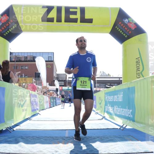 09.08.2026 - GEWOBA Citytriathlon Bremen Yannick Fuchs http://msf.ph/oto/9938699 09.08.2026 15:28:23 Ziel 121, 306 meine-sportfotos.de