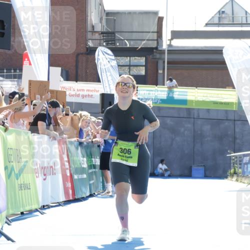 09.08.2026 - GEWOBA Citytriathlon Bremen Yannick Fuchs http://msf.ph/oto/9938704 09.08.2026 15:28:26 Ziel 121, 306 meine-sportfotos.de