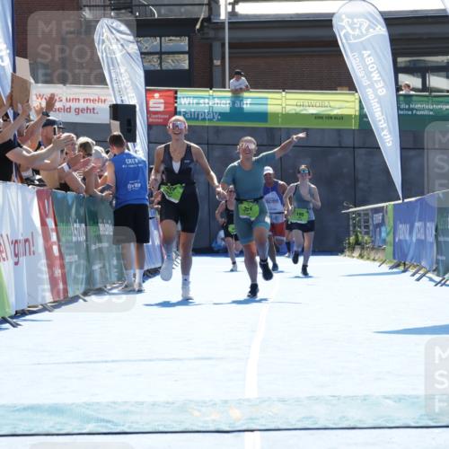 09.08.2026 - GEWOBA Citytriathlon Bremen Yannick Fuchs http://msf.ph/oto/9938725 09.08.2026 15:28:35 Ziel 221, 307 meine-sportfotos.de