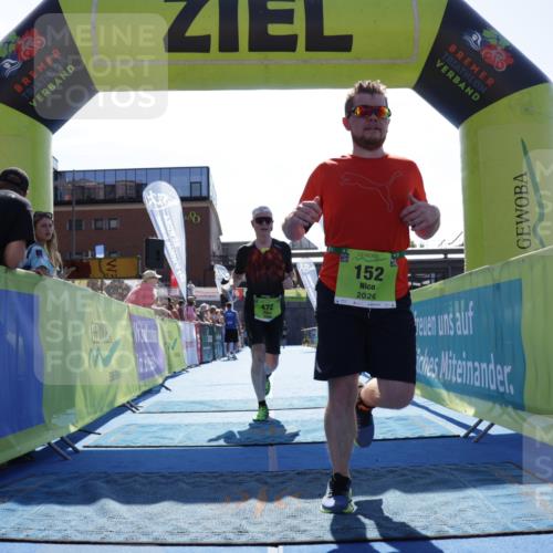 09.08.2026 - GEWOBA Citytriathlon Bremen Yannick Fuchs http://msf.ph/oto/9938776 09.08.2026 15:28:54 Ziel 115, 152, 472 meine-sportfotos.de