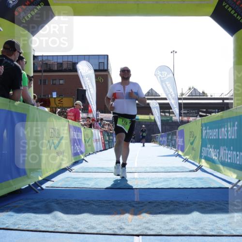 09.08.2026 - GEWOBA Citytriathlon Bremen Yannick Fuchs http://msf.ph/oto/9938787 09.08.2026 15:28:59 Ziel 115, 472 meine-sportfotos.de