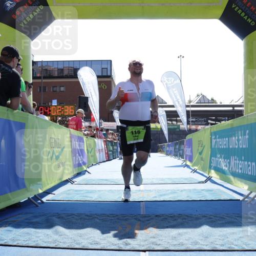 09.08.2026 - GEWOBA Citytriathlon Bremen Yannick Fuchs http://msf.ph/oto/9938791 09.08.2026 15:28:59 Ziel 115, 472 meine-sportfotos.de