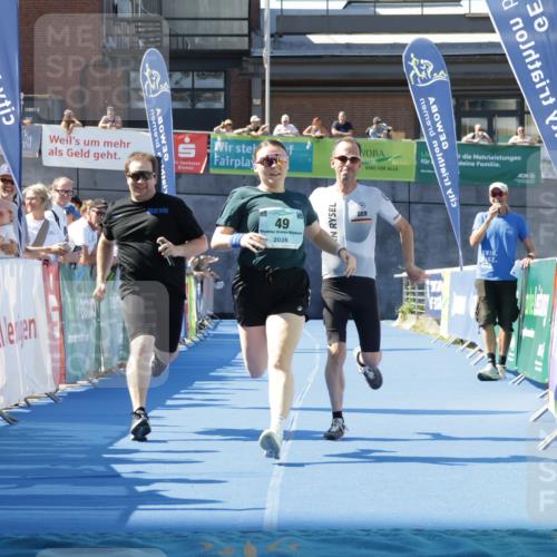 09.08.2026 - GEWOBA Citytriathlon Bremen Yannick Fuchs http://msf.ph/oto/9938793 09.08.2026 11:44:30 Ziel 49, 197 meine-sportfotos.de