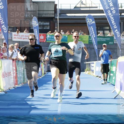 09.08.2026 - GEWOBA Citytriathlon Bremen Yannick Fuchs http://msf.ph/oto/9938795 09.08.2026 11:44:31 Ziel 49, 197 meine-sportfotos.de