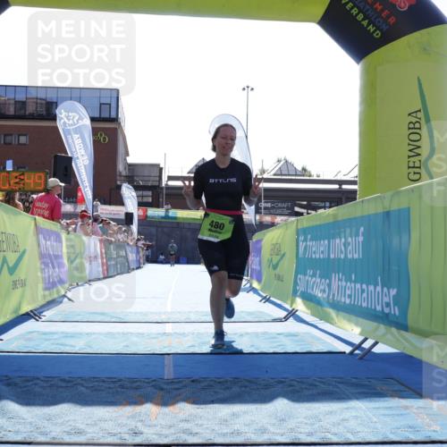 09.08.2026 - GEWOBA Citytriathlon Bremen Yannick Fuchs http://msf.ph/oto/9938822 09.08.2026 15:29:13 Ziel 480 meine-sportfotos.de