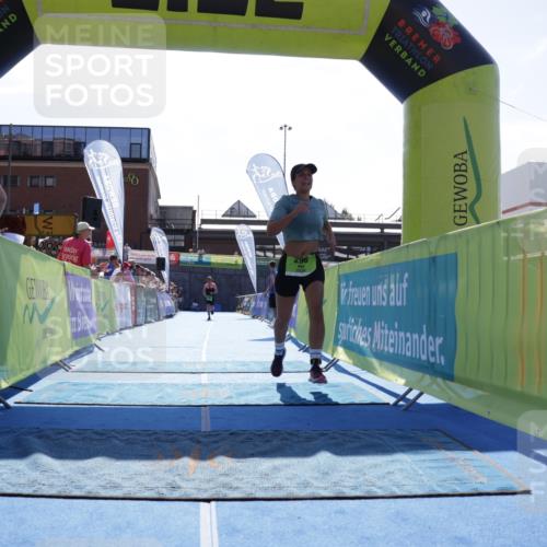 09.08.2026 - GEWOBA Citytriathlon Bremen Yannick Fuchs http://msf.ph/oto/9938838 09.08.2026 15:29:24 Ziel 296 meine-sportfotos.de