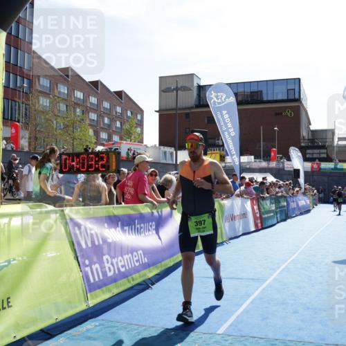 09.08.2026 - GEWOBA Citytriathlon Bremen Yannick Fuchs http://msf.ph/oto/9938875 09.08.2026 15:29:44 Ziel 397 meine-sportfotos.de