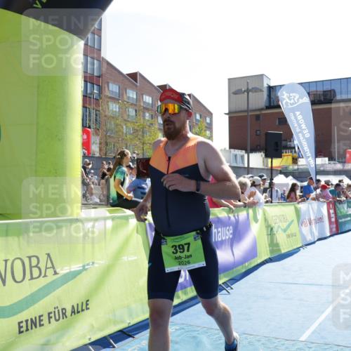 09.08.2026 - GEWOBA Citytriathlon Bremen Yannick Fuchs http://msf.ph/oto/9938880 09.08.2026 15:29:45 Ziel 397 meine-sportfotos.de