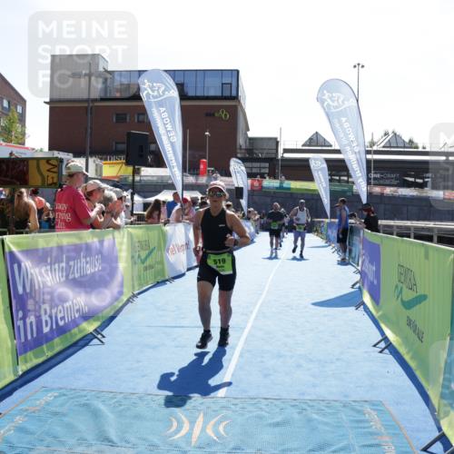09.08.2026 - GEWOBA Citytriathlon Bremen Yannick Fuchs http://msf.ph/oto/9938882 09.08.2026 15:29:50 Ziel 397, 519 meine-sportfotos.de