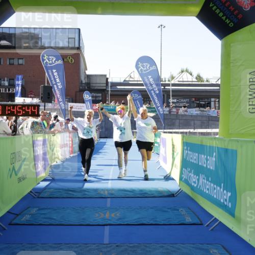 09.08.2026 - GEWOBA Citytriathlon Bremen Yannick Fuchs http://msf.ph/oto/9938967 09.08.2026 11:45:48 Ziel 79 meine-sportfotos.de