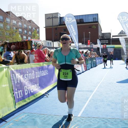 09.08.2026 - GEWOBA Citytriathlon Bremen Yannick Fuchs http://msf.ph/oto/9938968 09.08.2026 15:30:07 Ziel 231, 326, 330 meine-sportfotos.de