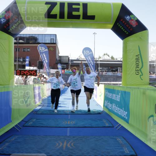 09.08.2026 - GEWOBA Citytriathlon Bremen Yannick Fuchs http://msf.ph/oto/9938970 09.08.2026 11:45:49 Ziel 79 meine-sportfotos.de