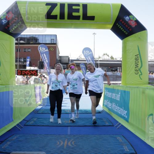 09.08.2026 - GEWOBA Citytriathlon Bremen Yannick Fuchs http://msf.ph/oto/9938981 09.08.2026 11:45:49 Ziel 79 meine-sportfotos.de