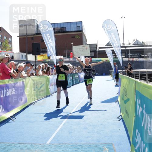 09.08.2026 - GEWOBA Citytriathlon Bremen Yannick Fuchs http://msf.ph/oto/9938988 09.08.2026 15:30:10 Ziel 231, 326, 330 meine-sportfotos.de