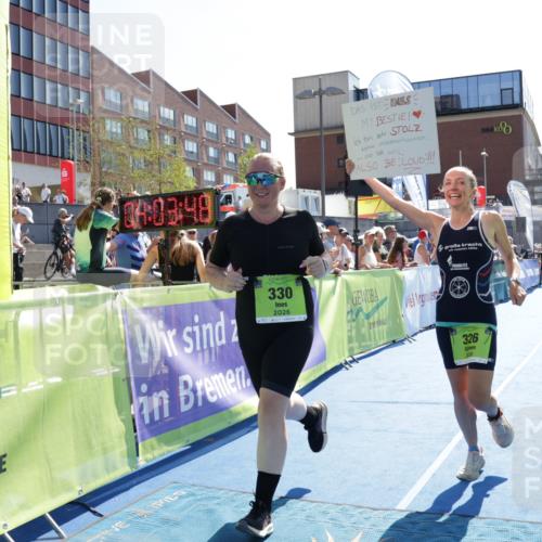 09.08.2026 - GEWOBA Citytriathlon Bremen Yannick Fuchs http://msf.ph/oto/9939000 09.08.2026 15:30:12 Ziel 231, 326, 330 meine-sportfotos.de