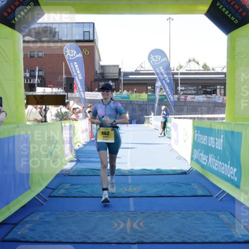 09.08.2026 - GEWOBA Citytriathlon Bremen Yannick Fuchs http://msf.ph/oto/9939049 09.08.2026 11:47:03 Ziel 462 meine-sportfotos.de