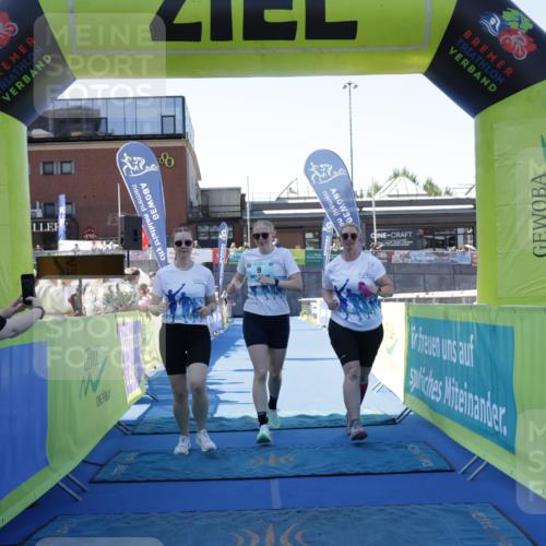 09.08.2026 - GEWOBA Citytriathlon Bremen Yannick Fuchs http://msf.ph/oto/9939080 09.08.2026 11:47:20 Ziel 9 meine-sportfotos.de
