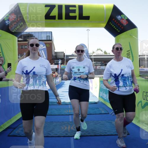 09.08.2026 - GEWOBA Citytriathlon Bremen Yannick Fuchs http://msf.ph/oto/9939088 09.08.2026 11:47:22 Ziel 9 meine-sportfotos.de