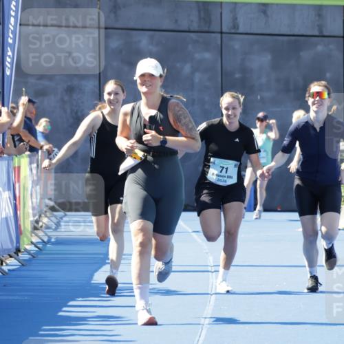 09.08.2026 - GEWOBA Citytriathlon Bremen Yannick Fuchs http://msf.ph/oto/9939125 09.08.2026 11:47:43 Ziel 71, 469 meine-sportfotos.de