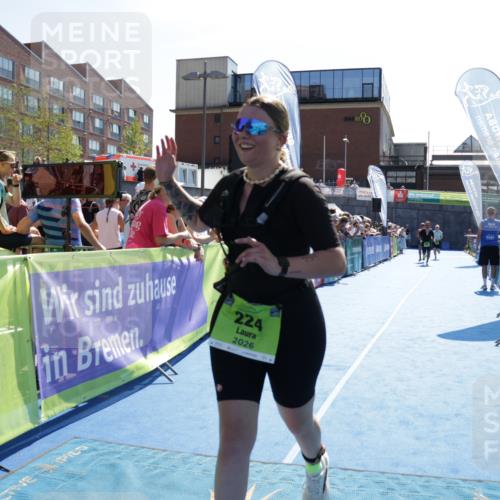 09.08.2026 - GEWOBA Citytriathlon Bremen Yannick Fuchs http://msf.ph/oto/9939126 09.08.2026 15:30:57 Ziel 224, 292 meine-sportfotos.de