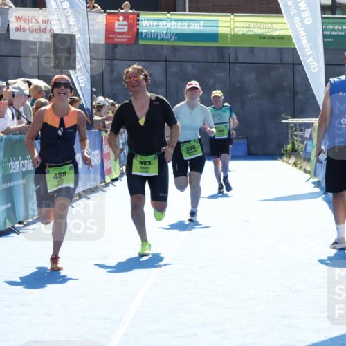 09.08.2026 - GEWOBA Citytriathlon Bremen Yannick Fuchs http://msf.ph/oto/9939133 09.08.2026 15:31:01 Ziel 224, 258, 292, 423, 488 meine-sportfotos.de