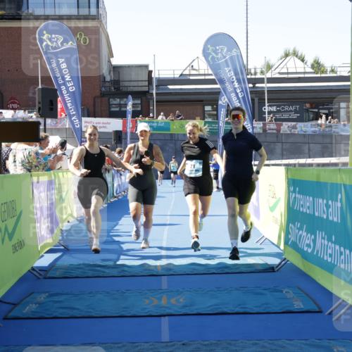 09.08.2026 - GEWOBA Citytriathlon Bremen Yannick Fuchs http://msf.ph/oto/9939144 09.08.2026 11:47:46 Ziel 71, 469 meine-sportfotos.de