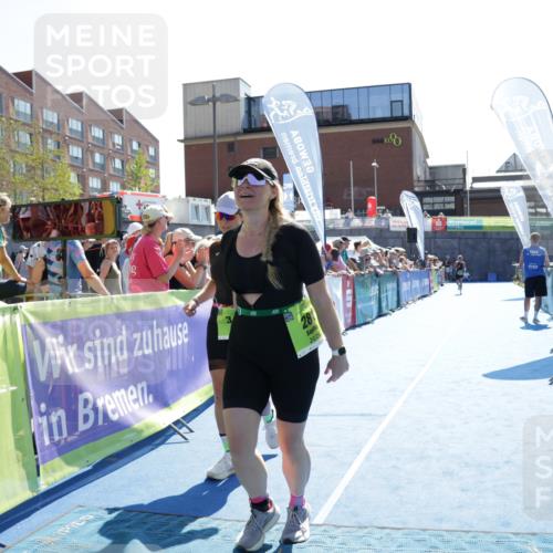 09.08.2026 - GEWOBA Citytriathlon Bremen Yannick Fuchs http://msf.ph/oto/9939222 09.08.2026 15:31:23 Ziel 142, 199, 281, 340 meine-sportfotos.de
