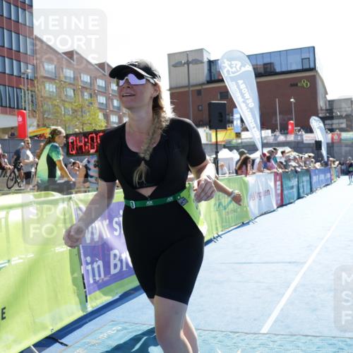 09.08.2026 - GEWOBA Citytriathlon Bremen Yannick Fuchs http://msf.ph/oto/9939229 09.08.2026 15:31:24 Ziel 142, 281, 340 meine-sportfotos.de