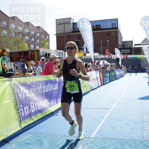 09.08.2026 - GEWOBA Citytriathlon Bremen Yannick Fuchs http://msf.ph/oto/9939251 09.08.2026 15:31:32 Ziel 524 meine-sportfotos.de