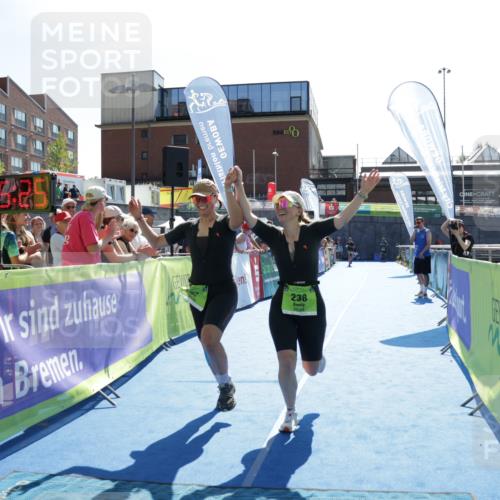 09.08.2026 - GEWOBA Citytriathlon Bremen Yannick Fuchs http://msf.ph/oto/9939308 09.08.2026 15:31:48 Ziel 237, 238 meine-sportfotos.de