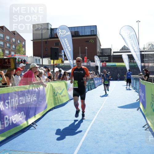 09.08.2026 - GEWOBA Citytriathlon Bremen Yannick Fuchs http://msf.ph/oto/9939341 09.08.2026 15:32:01 Ziel 381, 419, 476, 489 meine-sportfotos.de