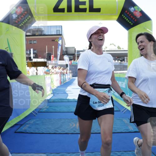09.08.2026 - GEWOBA Citytriathlon Bremen Yannick Fuchs http://msf.ph/oto/9939342 09.08.2026 11:48:28 Ziel 77, 412 meine-sportfotos.de