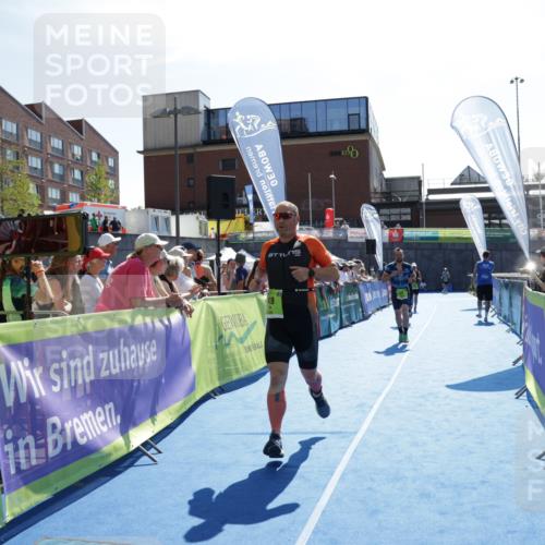 09.08.2026 - GEWOBA Citytriathlon Bremen Yannick Fuchs http://msf.ph/oto/9939343 09.08.2026 15:32:01 Ziel 381, 419, 476, 489 meine-sportfotos.de