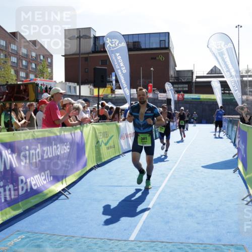 09.08.2026 - GEWOBA Citytriathlon Bremen Yannick Fuchs http://msf.ph/oto/9939358 09.08.2026 15:32:03 Ziel 381, 419, 476, 489, 492 meine-sportfotos.de