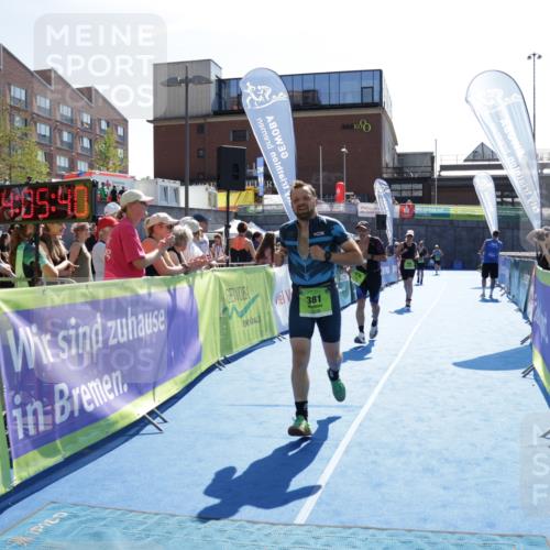 09.08.2026 - GEWOBA Citytriathlon Bremen Yannick Fuchs http://msf.ph/oto/9939360 09.08.2026 15:32:03 Ziel 381, 419, 476, 489, 492 meine-sportfotos.de