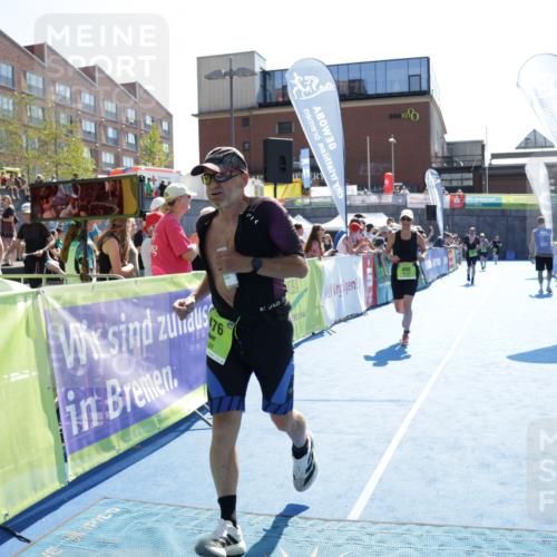 09.08.2026 - GEWOBA Citytriathlon Bremen Yannick Fuchs http://msf.ph/oto/9939381 09.08.2026 15:32:05 Ziel 381, 419, 476, 492 meine-sportfotos.de