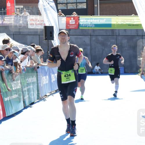 09.08.2026 - GEWOBA Citytriathlon Bremen Yannick Fuchs http://msf.ph/oto/9939400 09.08.2026 15:32:10 Ziel 18, 434, 476, 492 meine-sportfotos.de