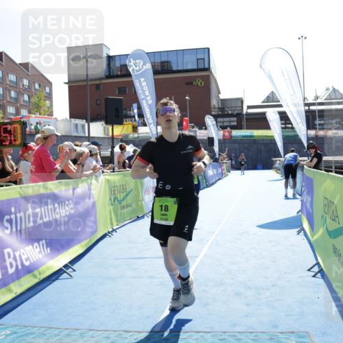 09.08.2026 - GEWOBA Citytriathlon Bremen Yannick Fuchs http://msf.ph/oto/9939417 09.08.2026 15:32:13 Ziel 18, 348, 434, 492 meine-sportfotos.de