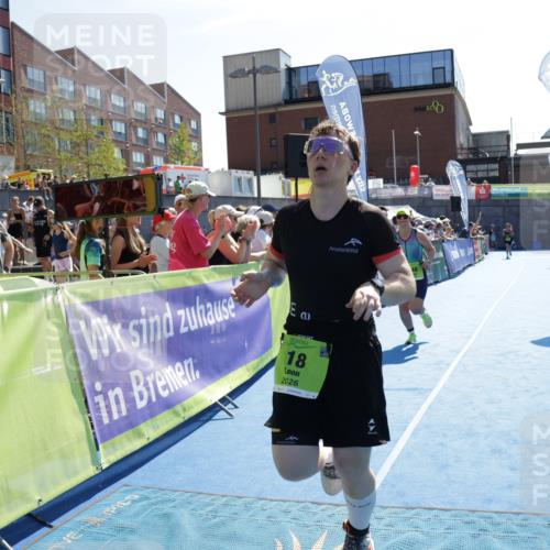 09.08.2026 - GEWOBA Citytriathlon Bremen Yannick Fuchs http://msf.ph/oto/9939421 09.08.2026 15:32:14 Ziel 18, 348, 434 meine-sportfotos.de