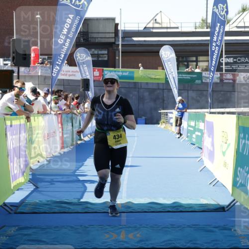 09.08.2026 - GEWOBA Citytriathlon Bremen Yannick Fuchs http://msf.ph/oto/9939480 09.08.2026 11:49:47 Ziel 434 meine-sportfotos.de
