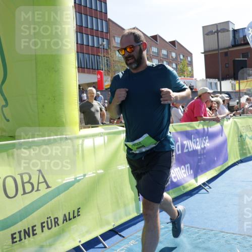09.08.2026 - GEWOBA Citytriathlon Bremen Yannick Fuchs http://msf.ph/oto/9939483 09.08.2026 15:32:28 Ziel 275, 368 meine-sportfotos.de