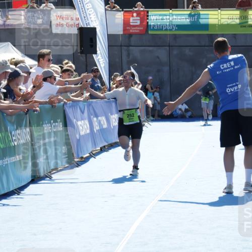 09.08.2026 - GEWOBA Citytriathlon Bremen Yannick Fuchs http://msf.ph/oto/9939501 09.08.2026 15:32:32 Ziel 252, 368 meine-sportfotos.de